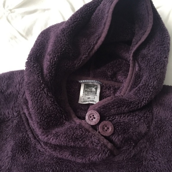 The North Face Plum Purple Oso Fuzzy Pullover Top - Picture 4 of 4